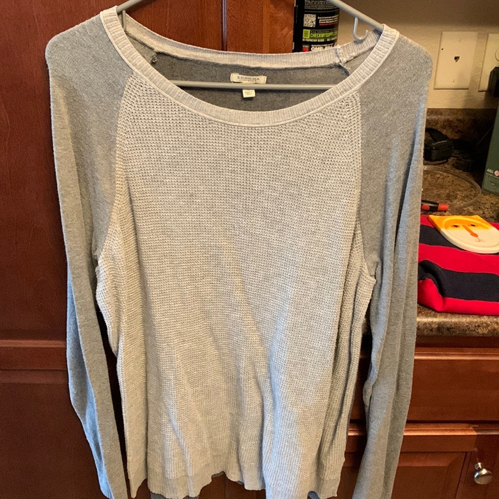 Women’s Large long sleeve